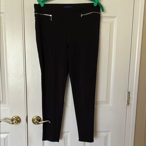 Simply Styled Black Women's Jeggings with Zipper Accents - Size: LARGE